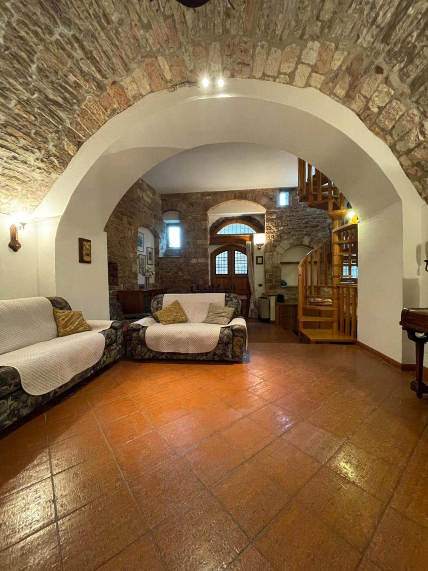 Happy House - Porta San Giacomo Leilighet Assisi Eksteriør bilde